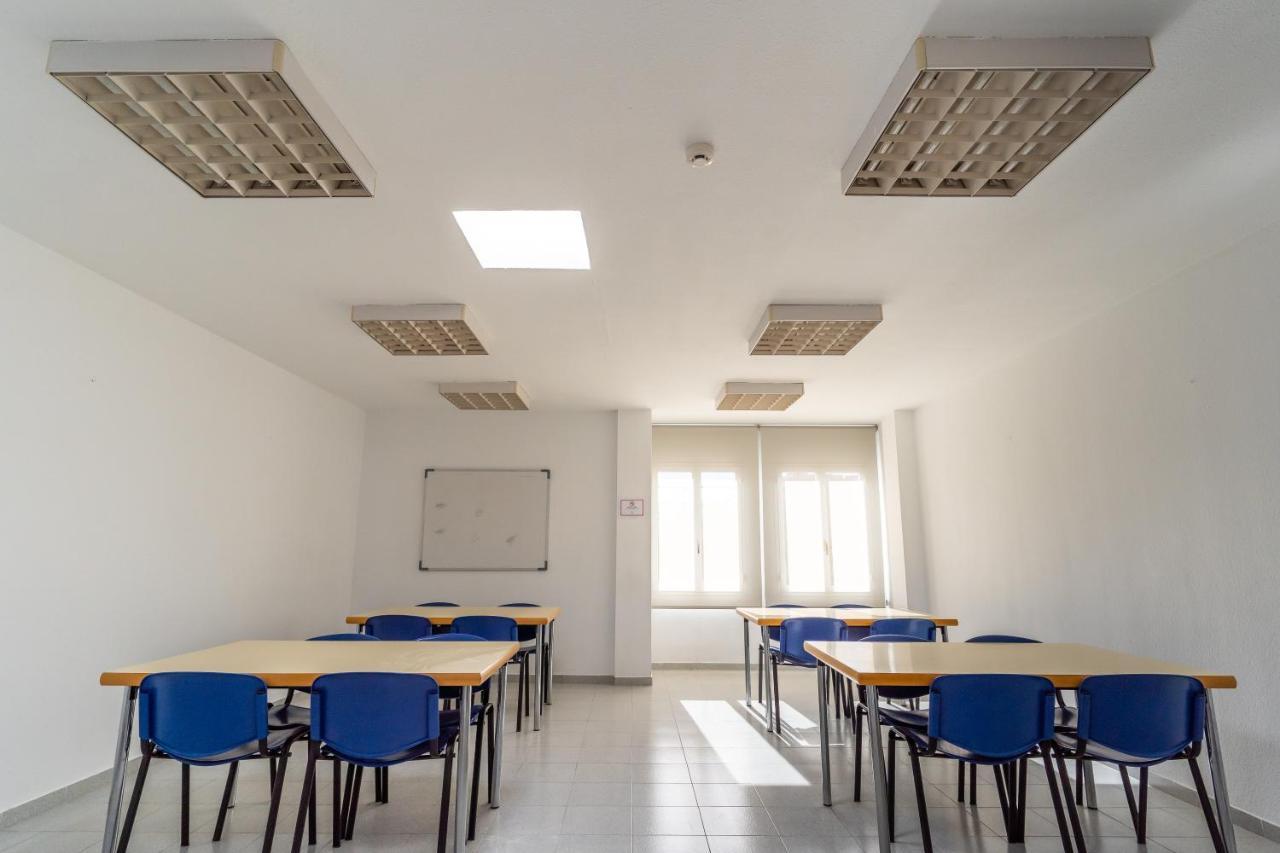 Hostel Inturjoven Almería