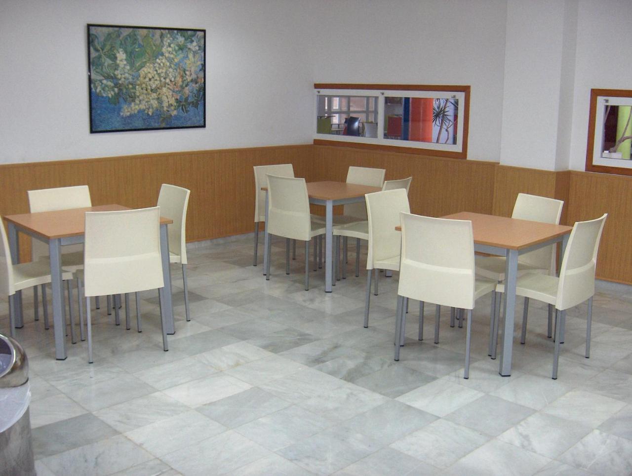 Inturjoven Hostel
